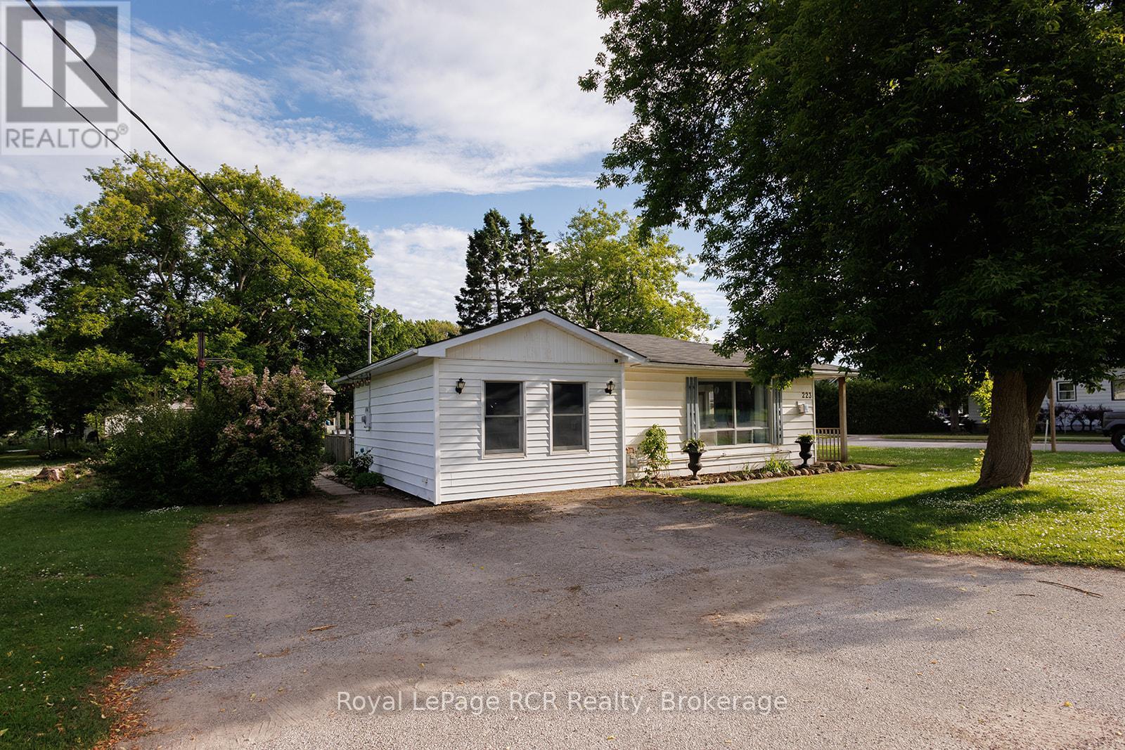 223 DIVISION STREET - 2