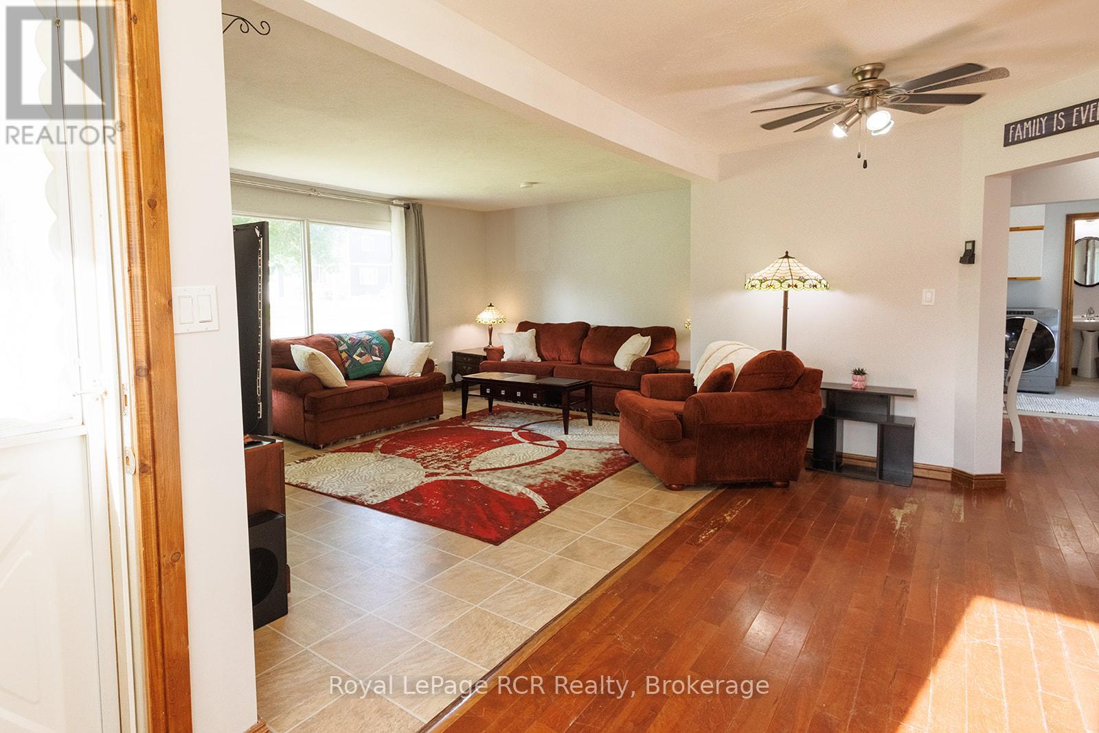 223 DIVISION STREET - Image 5