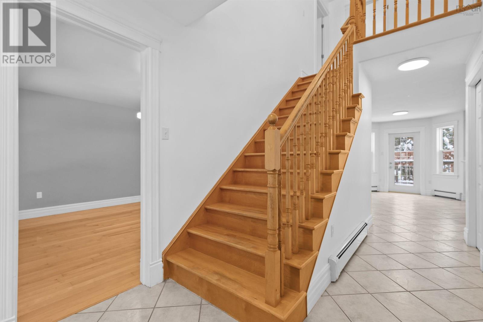 252 Gleneagles Drive - 4
