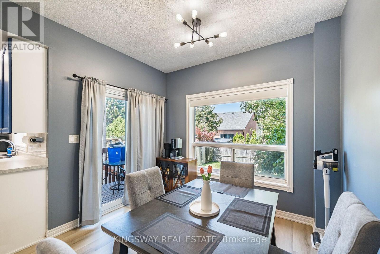 2057 WHITE DOVE CIRCLE - 13