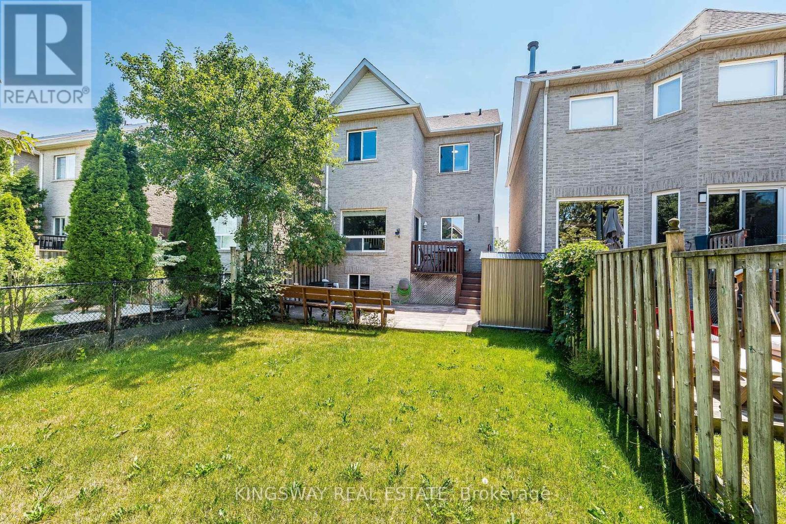 2057 WHITE DOVE CIRCLE - 35