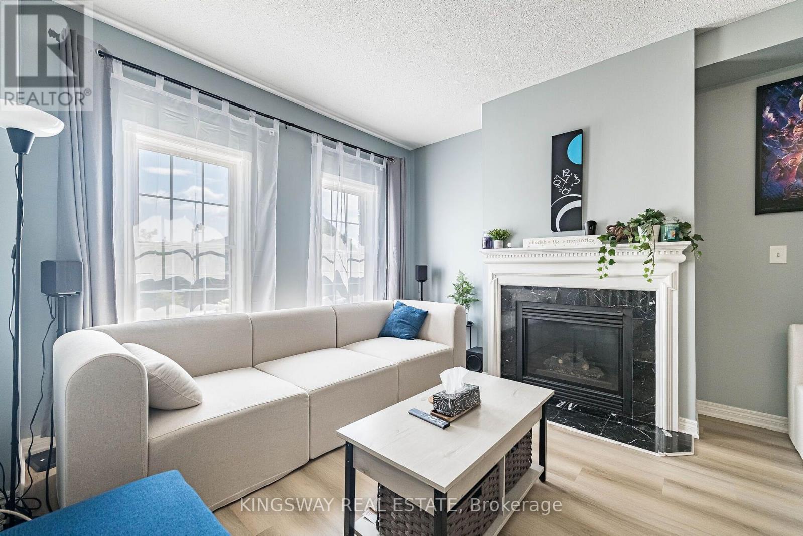 2057 WHITE DOVE CIRCLE - Image 8