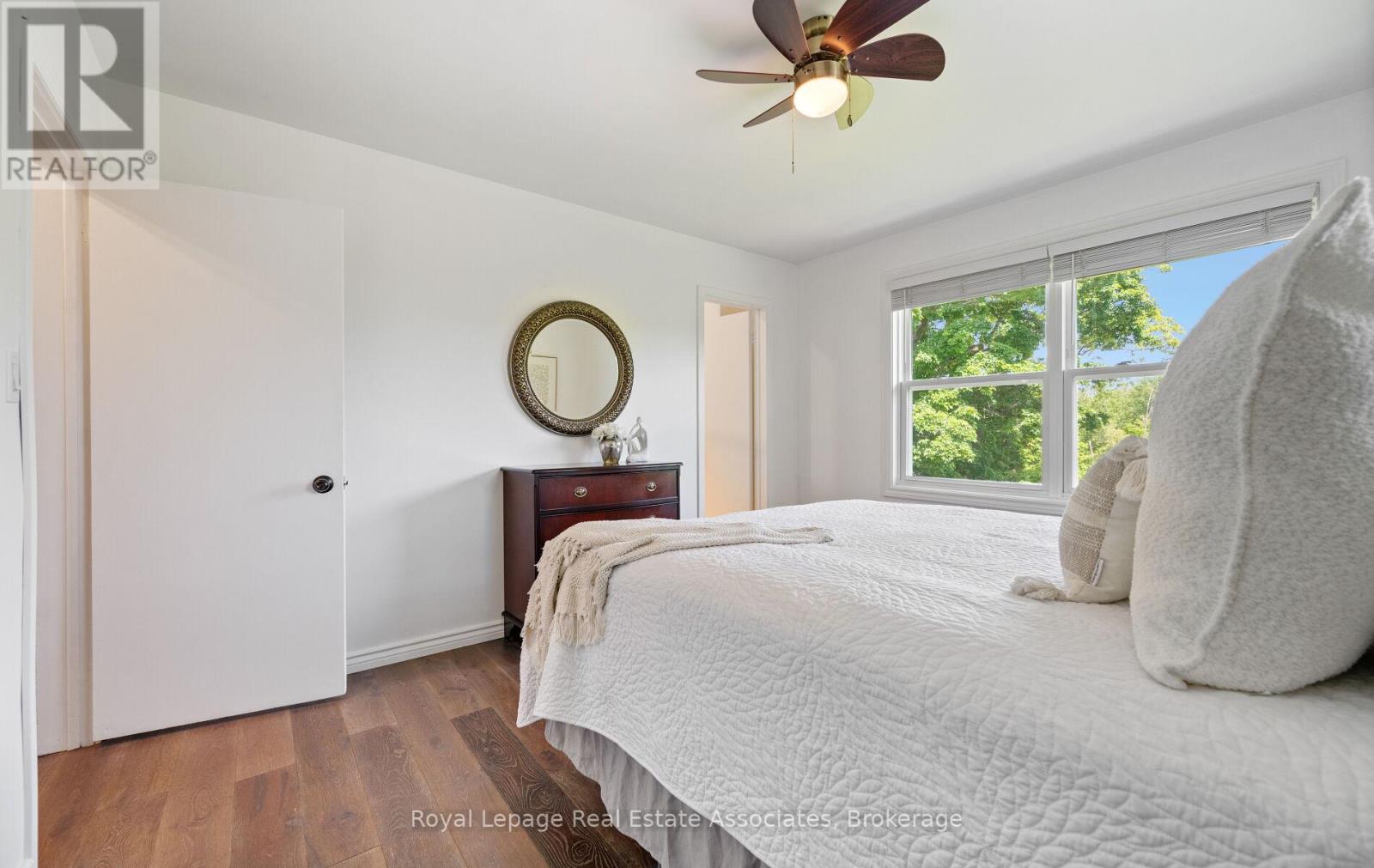 7462 15 SIDE ROAD - Image 18
