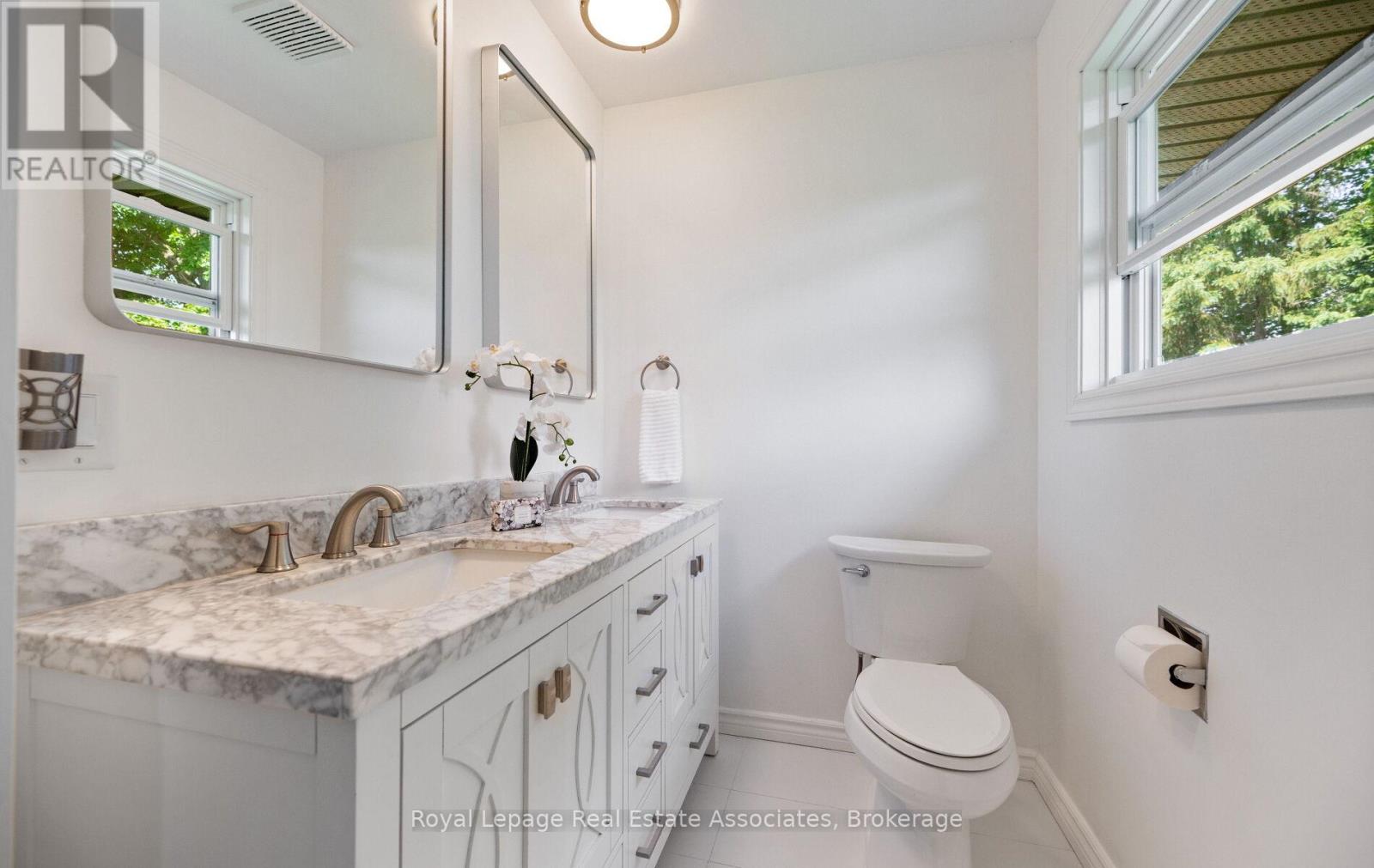 7462 15 SIDE ROAD - Image 20