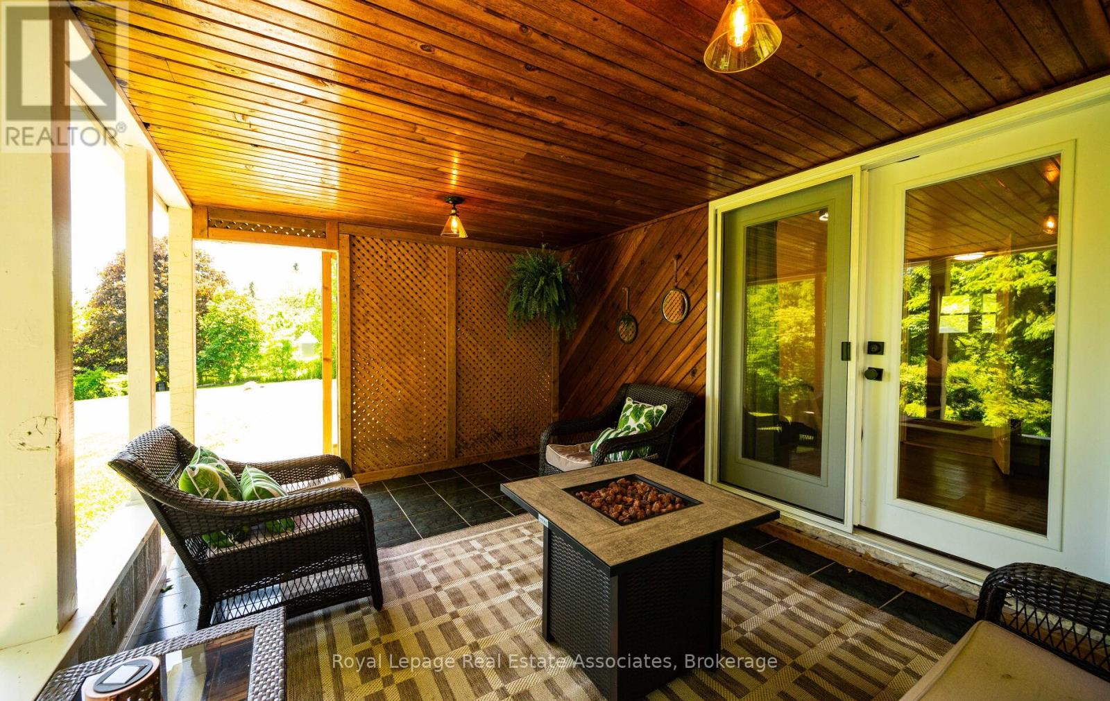7462 15 SIDE ROAD - Image 40