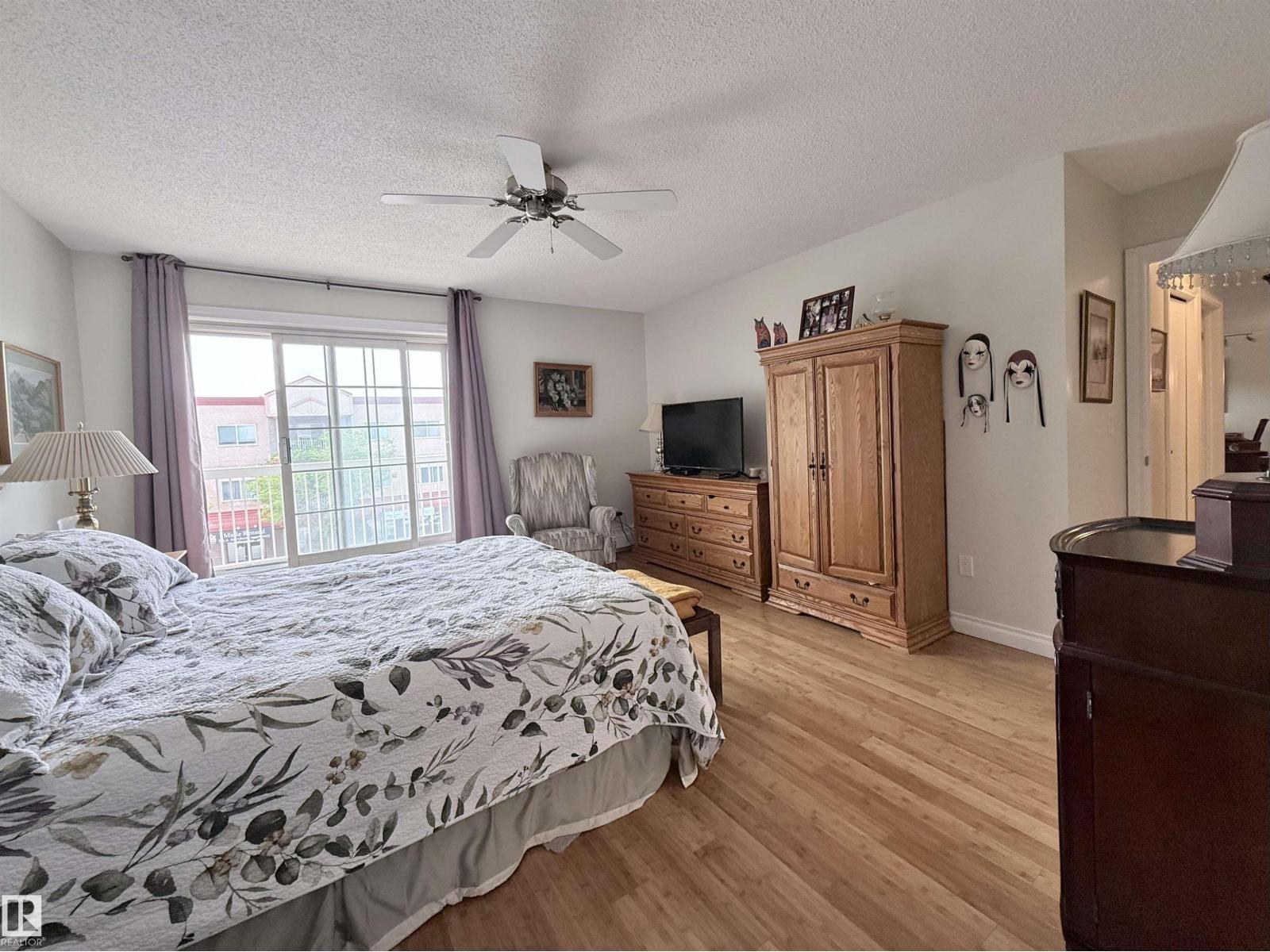#403 3 PERRON ST - Image 14