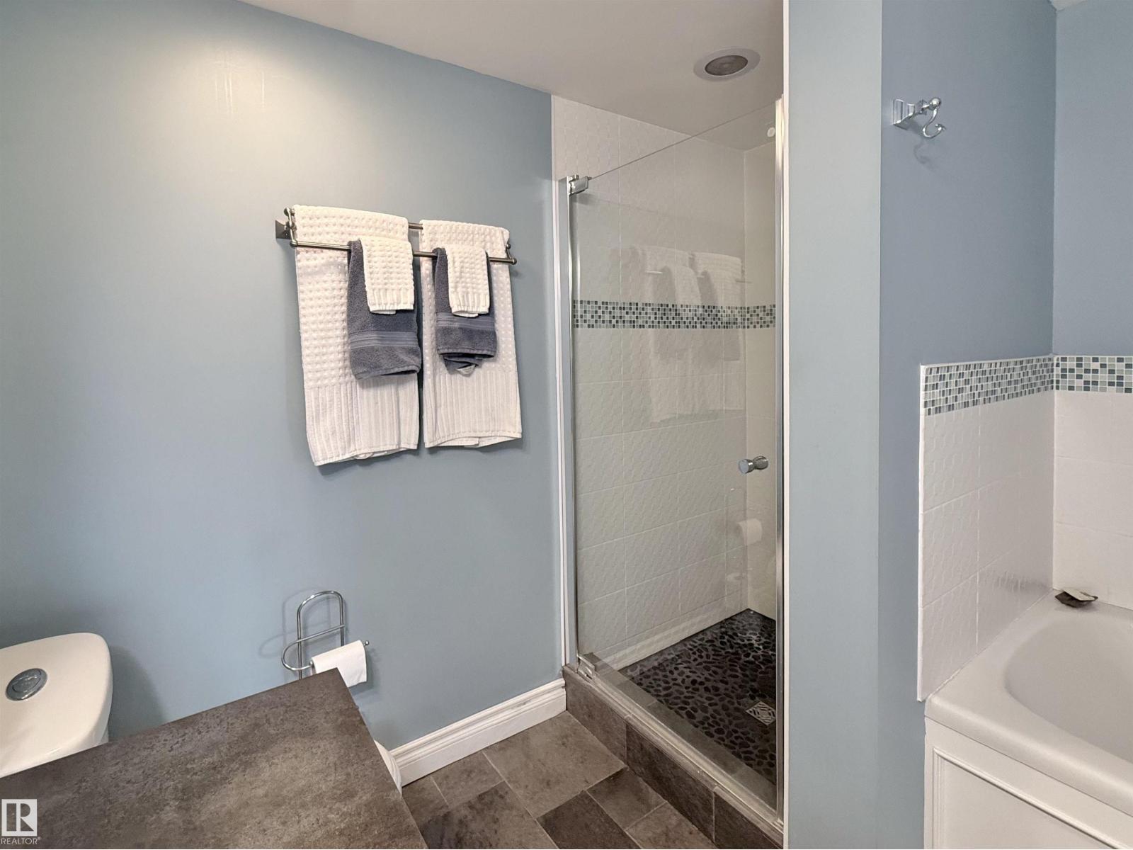 #403 3 PERRON ST - 19