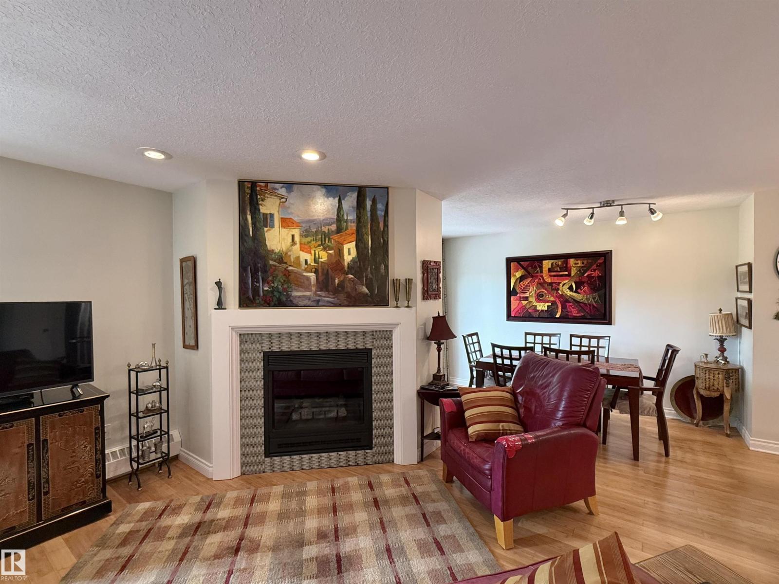 #403 3 PERRON ST - 8