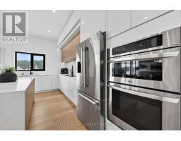 Family room - 7517 Silvercreek Crescent, London South, ON N6P0G6 Photo 10