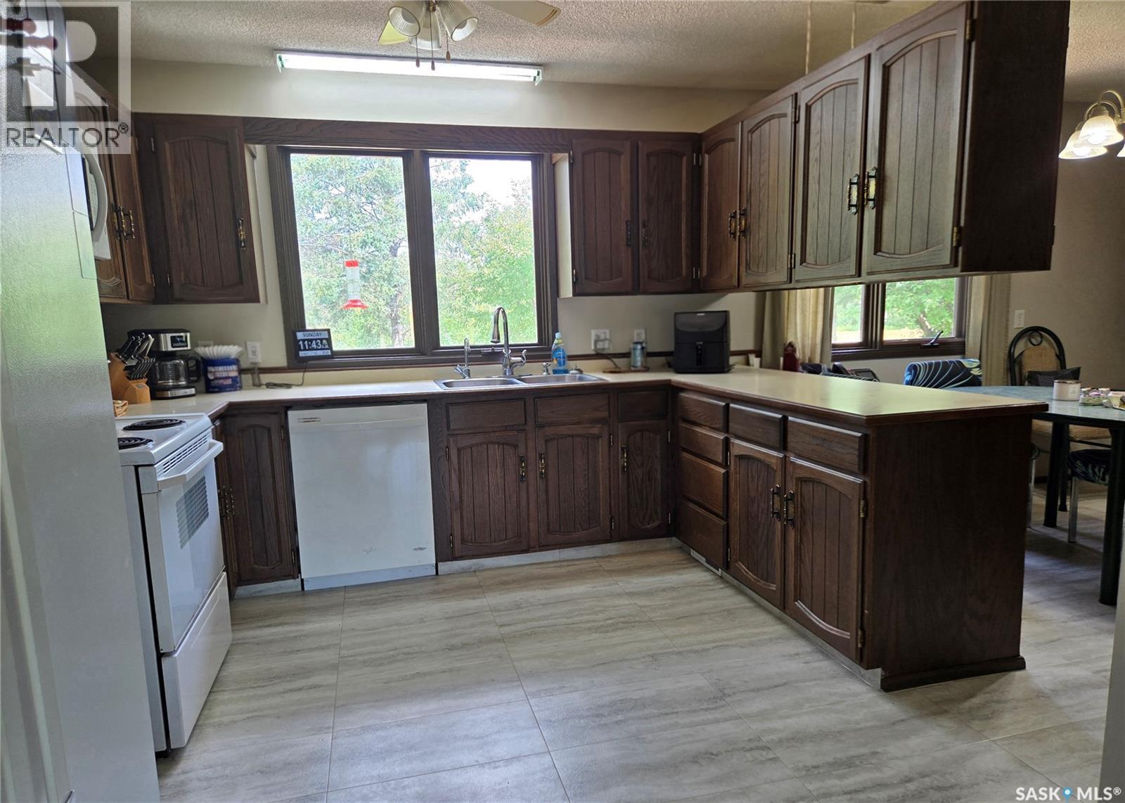 Smandych Acreage - 9