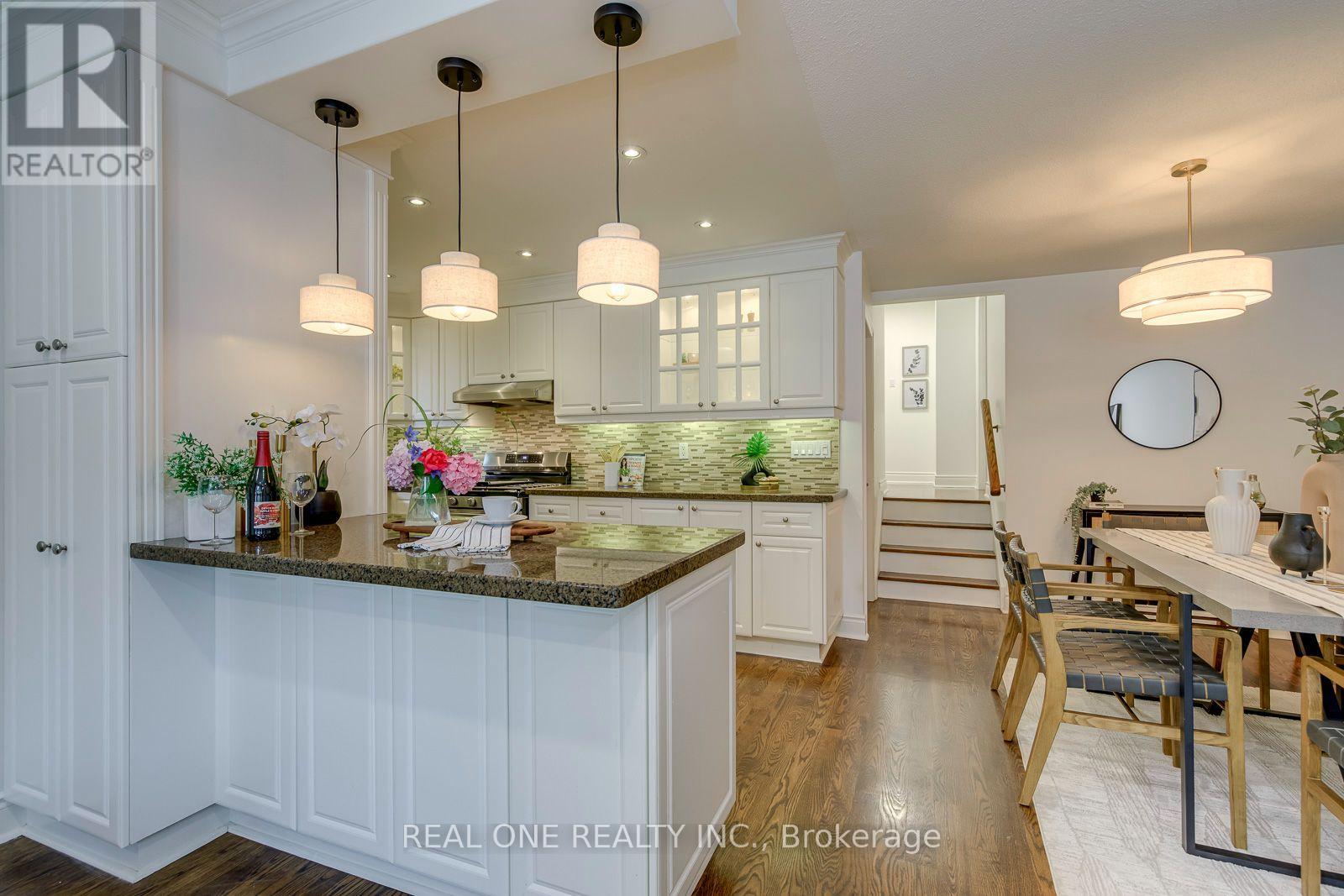 28 OSBORNE CRESCENT - Image 13