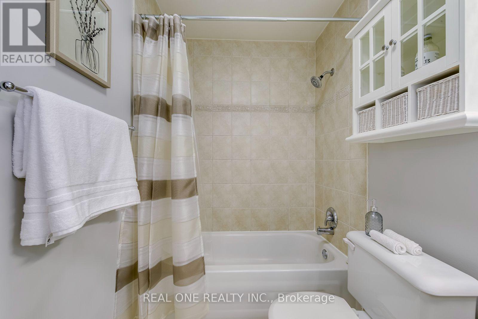 28 OSBORNE CRESCENT - Image 32