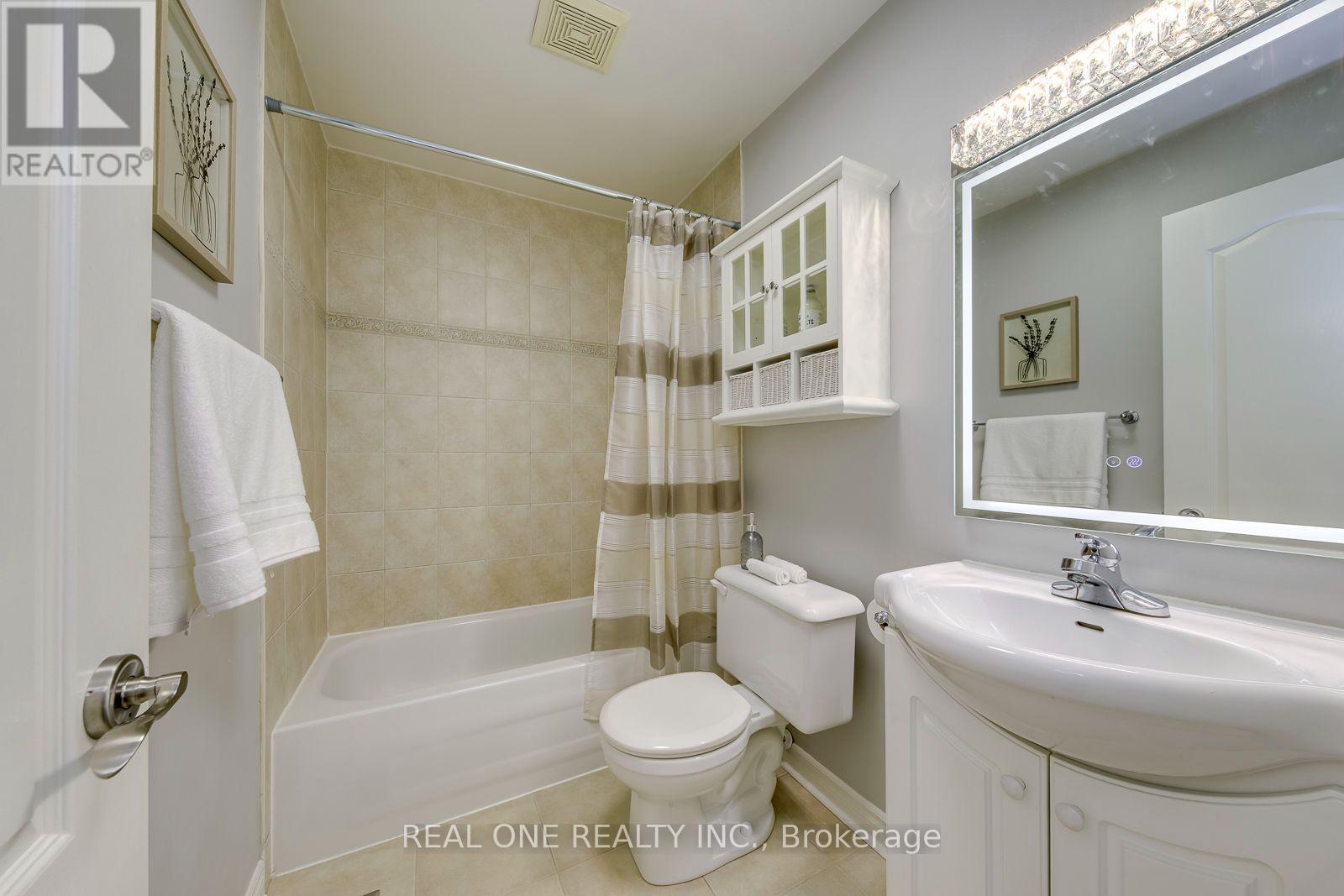 28 OSBORNE CRESCENT - 31