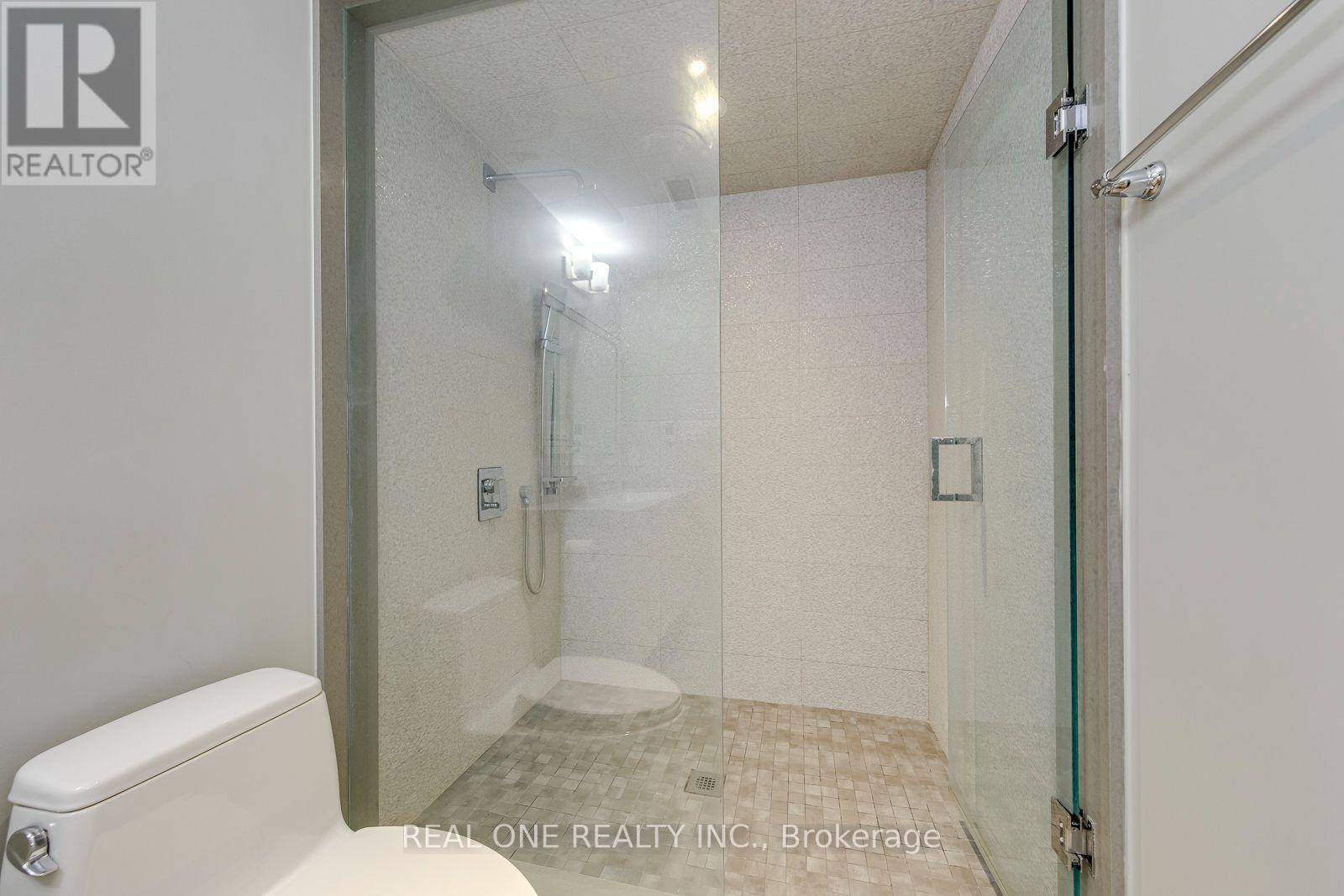 28 OSBORNE CRESCENT - 40