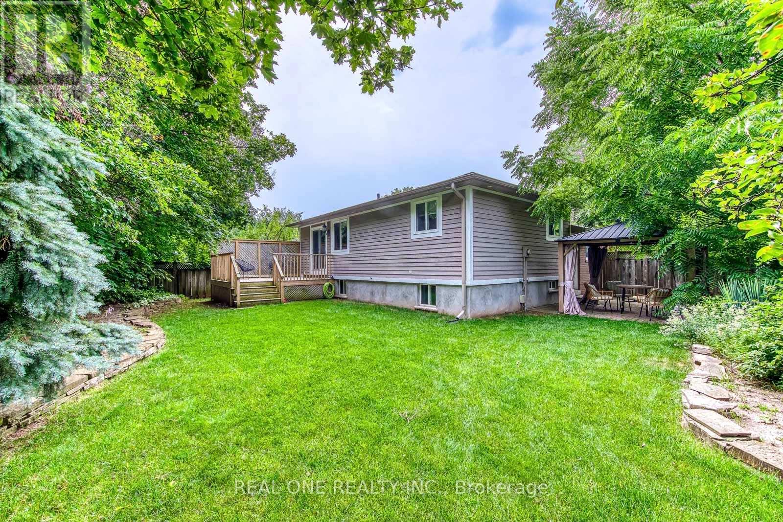 28 OSBORNE CRESCENT - 45