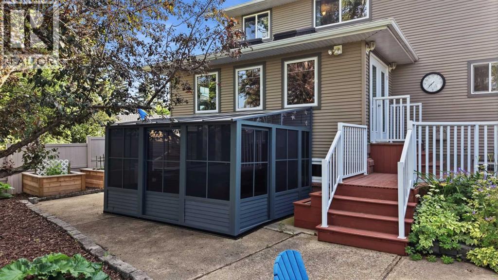31 Willow Crescent, Lacombe