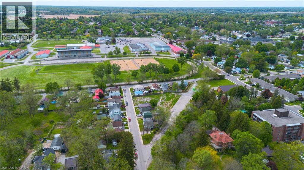 9 JAMES Street, Simcoe, Ontario, N3Y1E1, Simcoe, Ontario — photo 4 of 5