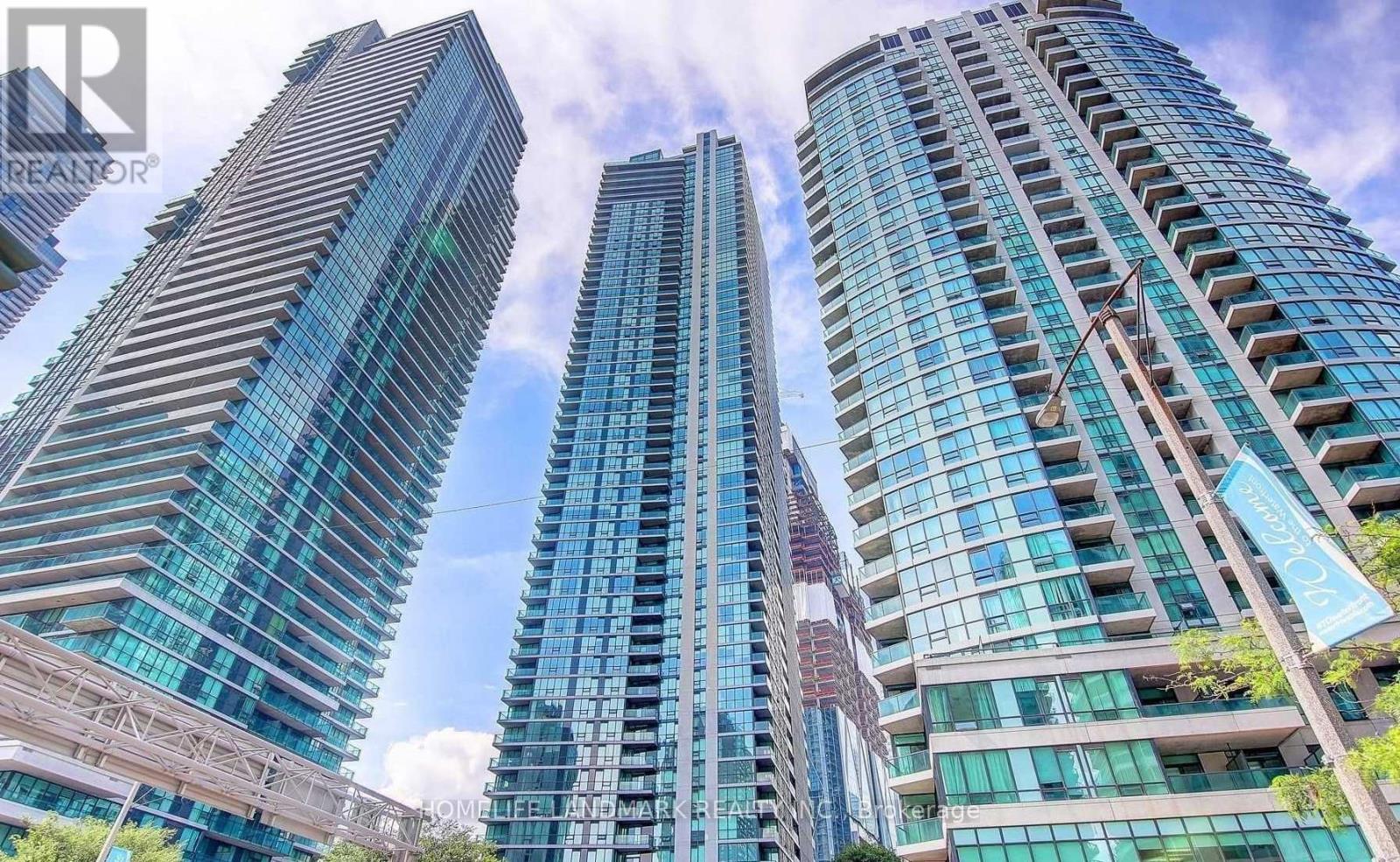 Photo of 33 Bay Street