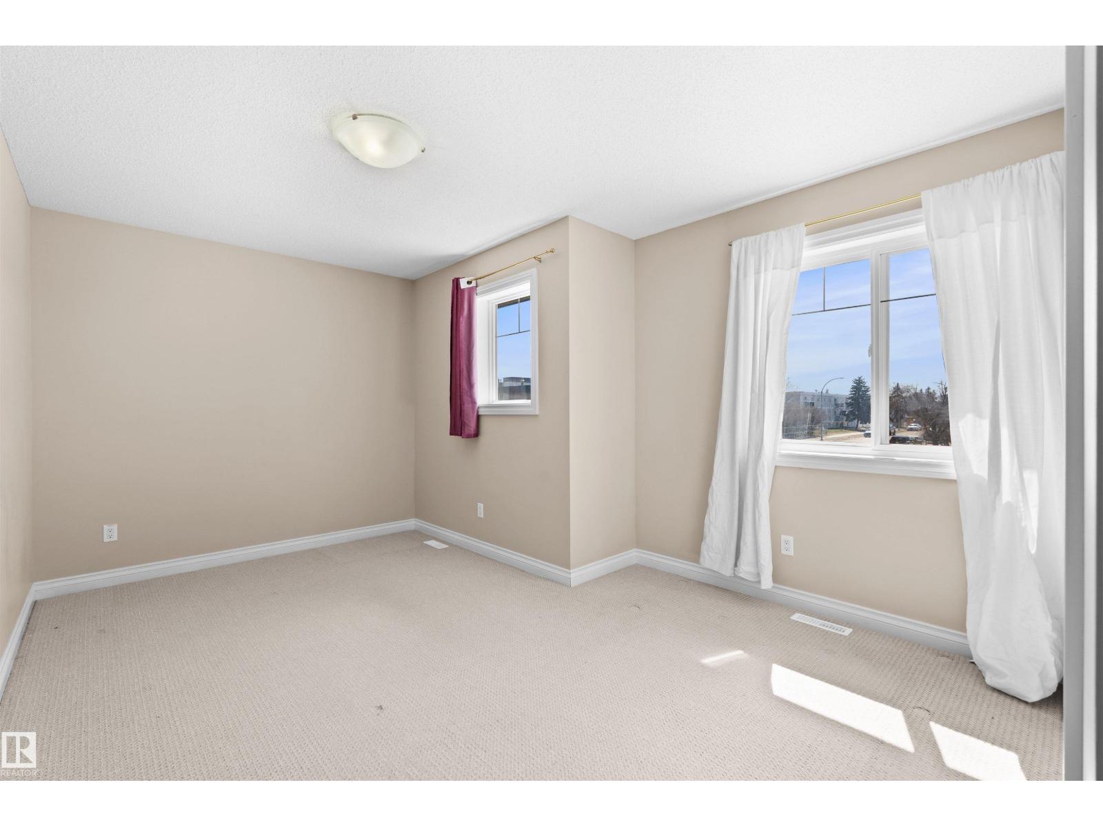 15504 102 Avenue NW - Photo 12