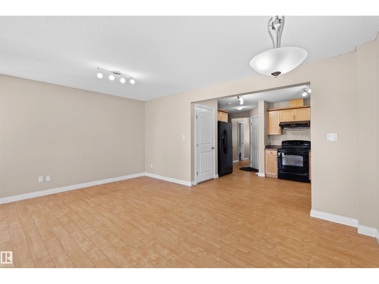 15504 102 AV NW - 7