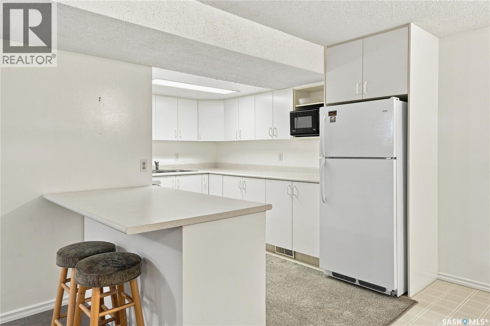 725 7th STREET E - 30