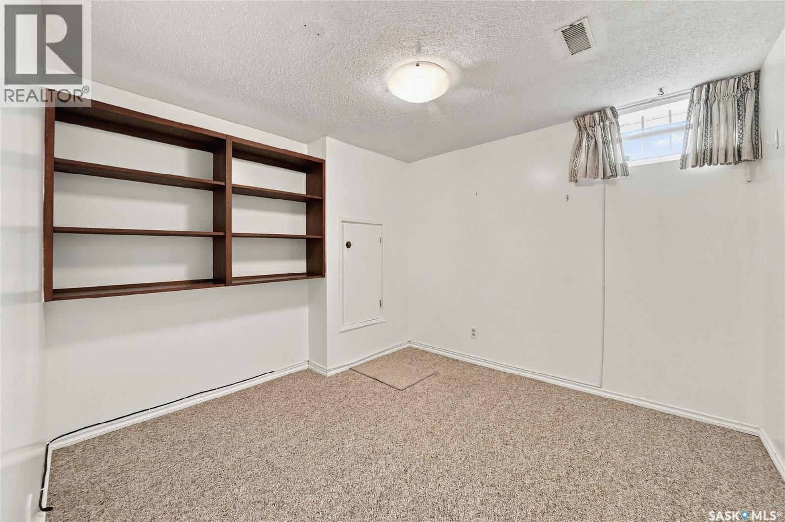 725 7th STREET E - 38