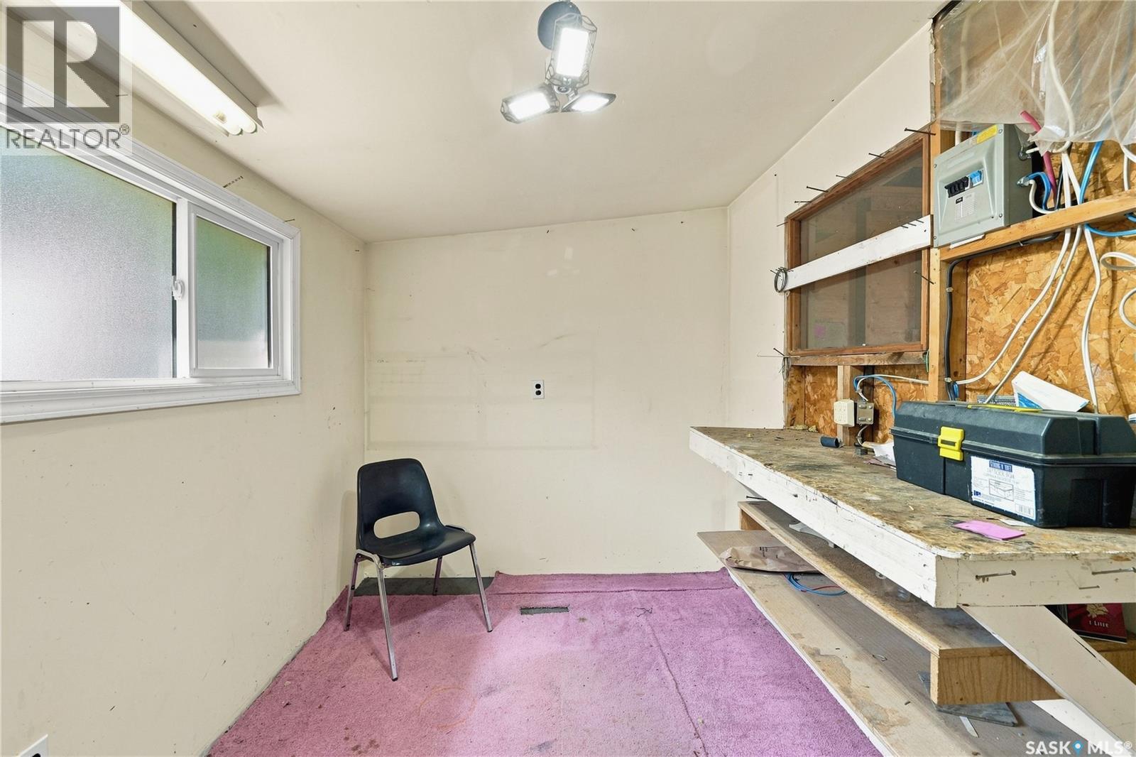 725 7th STREET E - Image 59