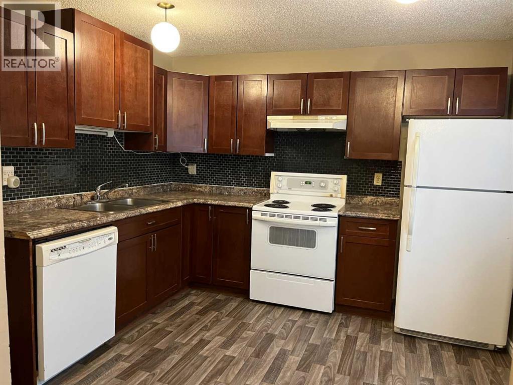 179 Falshire Drive NE - 2