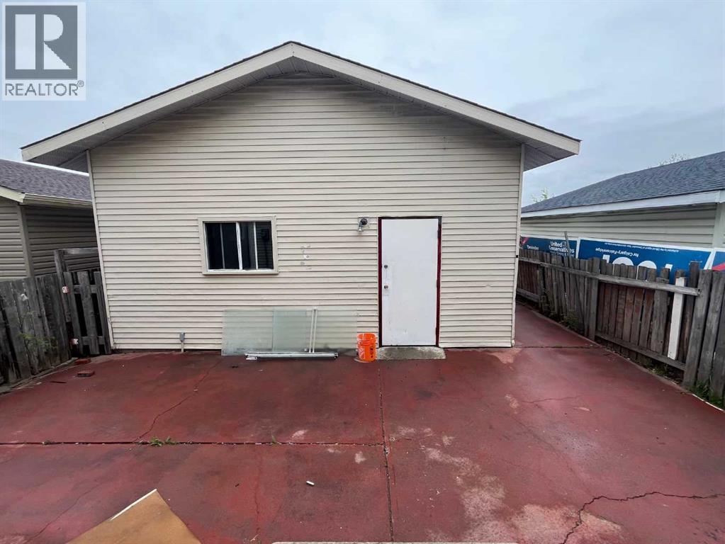 179 Falshire Drive NE - 27