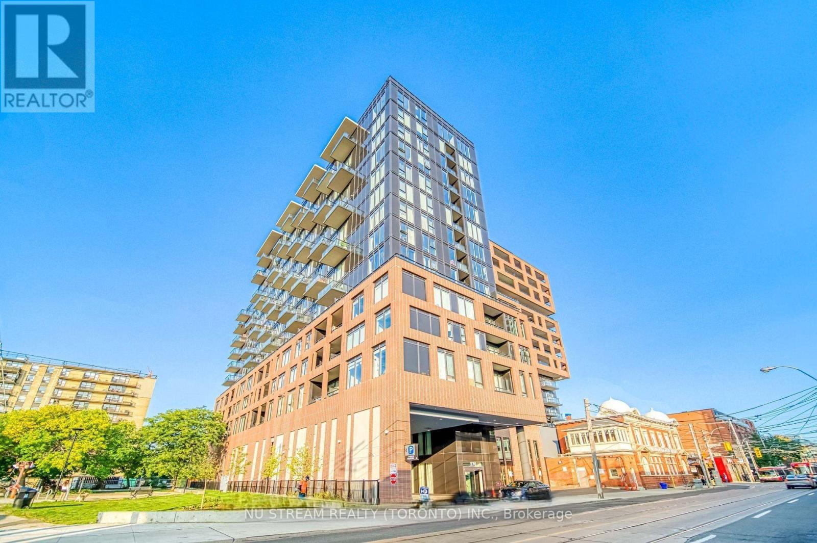 Photo of 270 Dufferin Street