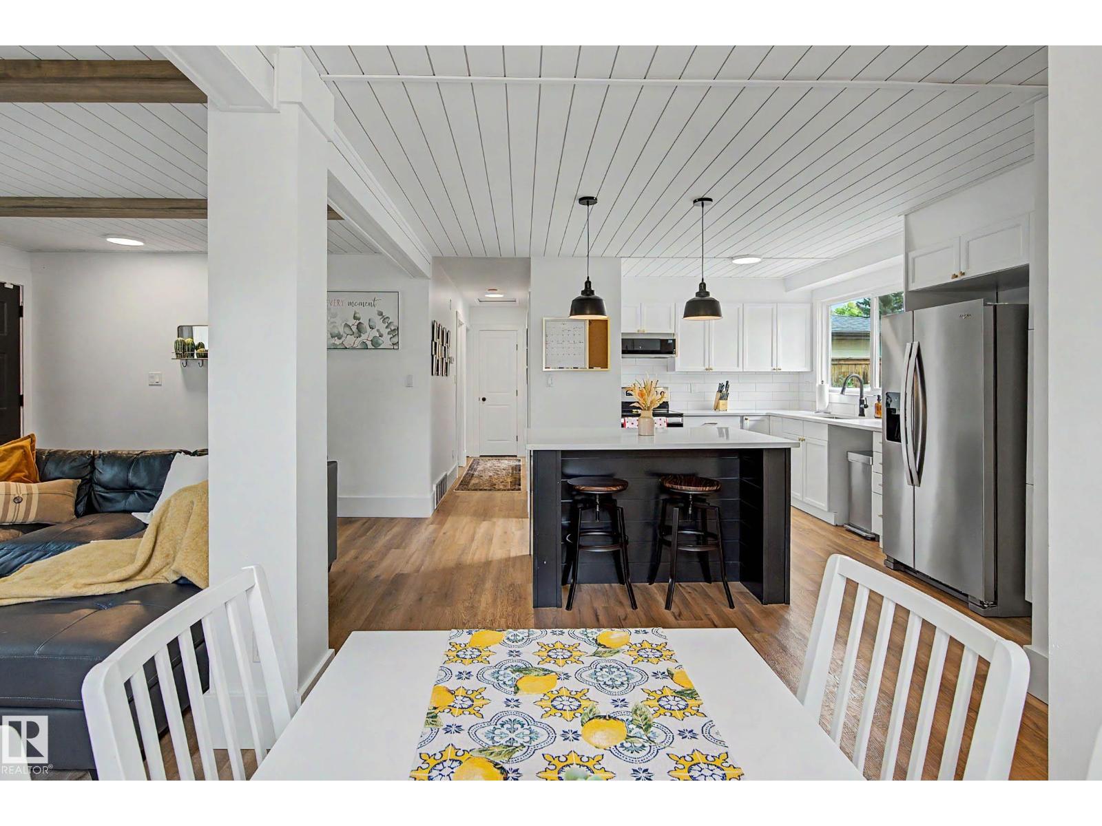 4305 43A AV - Image 19