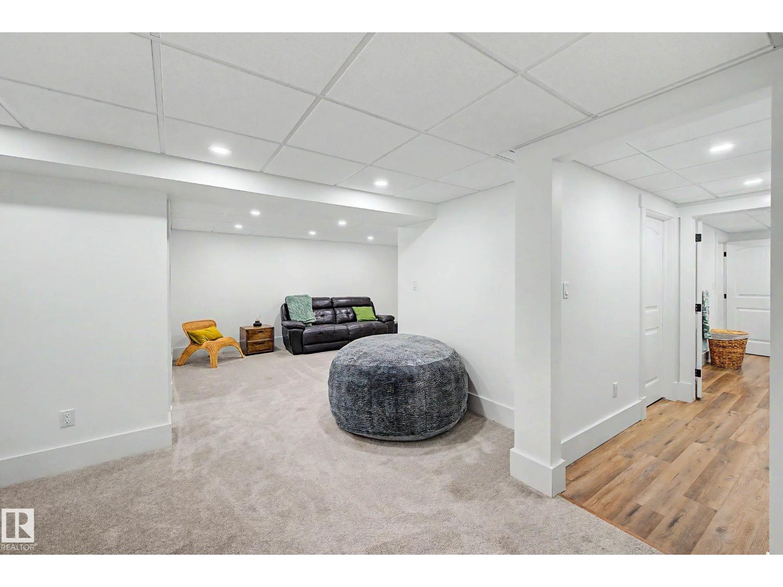 4305 43A AV - Image 28