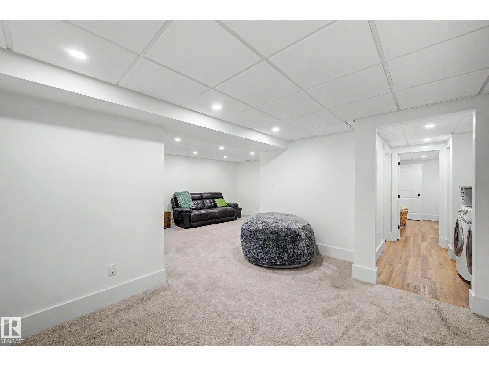 4305 43A AV - Image 30