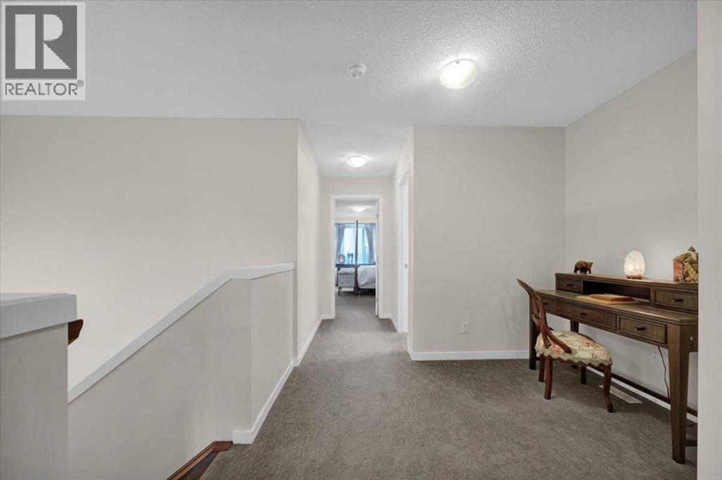 226 Sunset Point, Cochrane