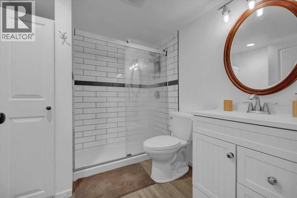 226 Sunset Point, Cochrane