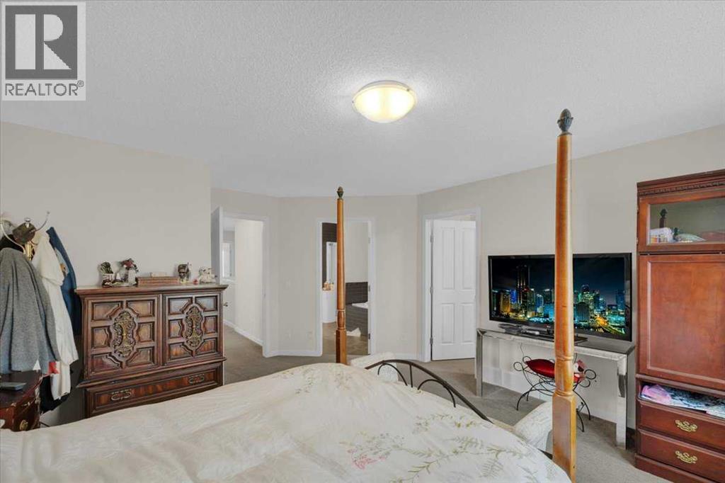 226 Sunset Point, Cochrane