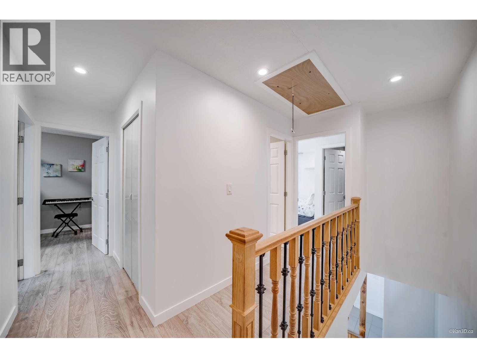 2535 GORDON AVENUE, Port Coquitlam