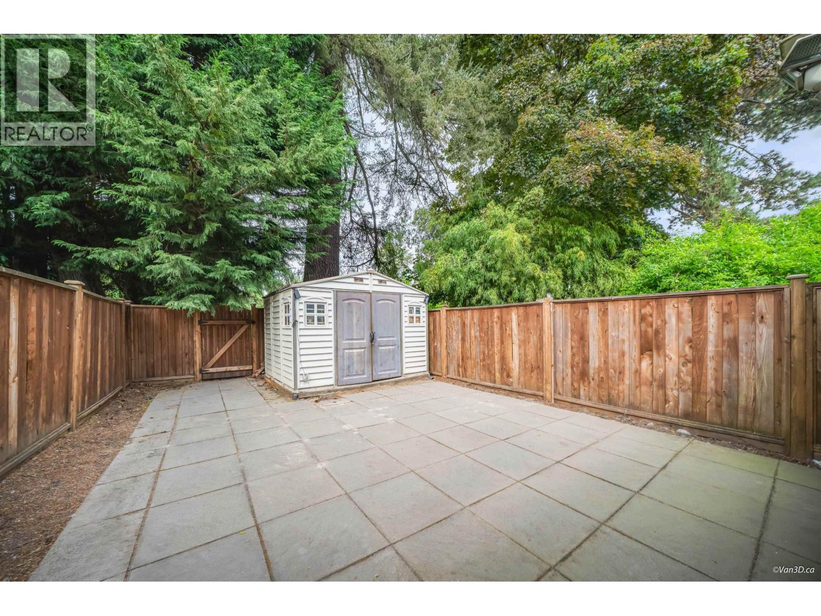 2535 GORDON AVENUE, Port Coquitlam