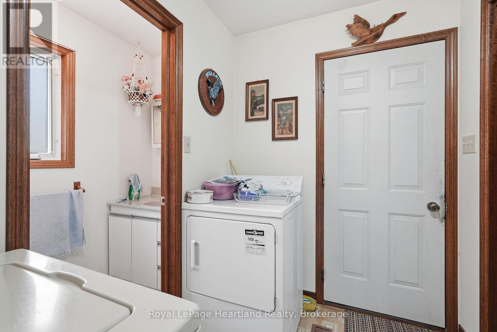 947 CAROLINE STREET - 13
