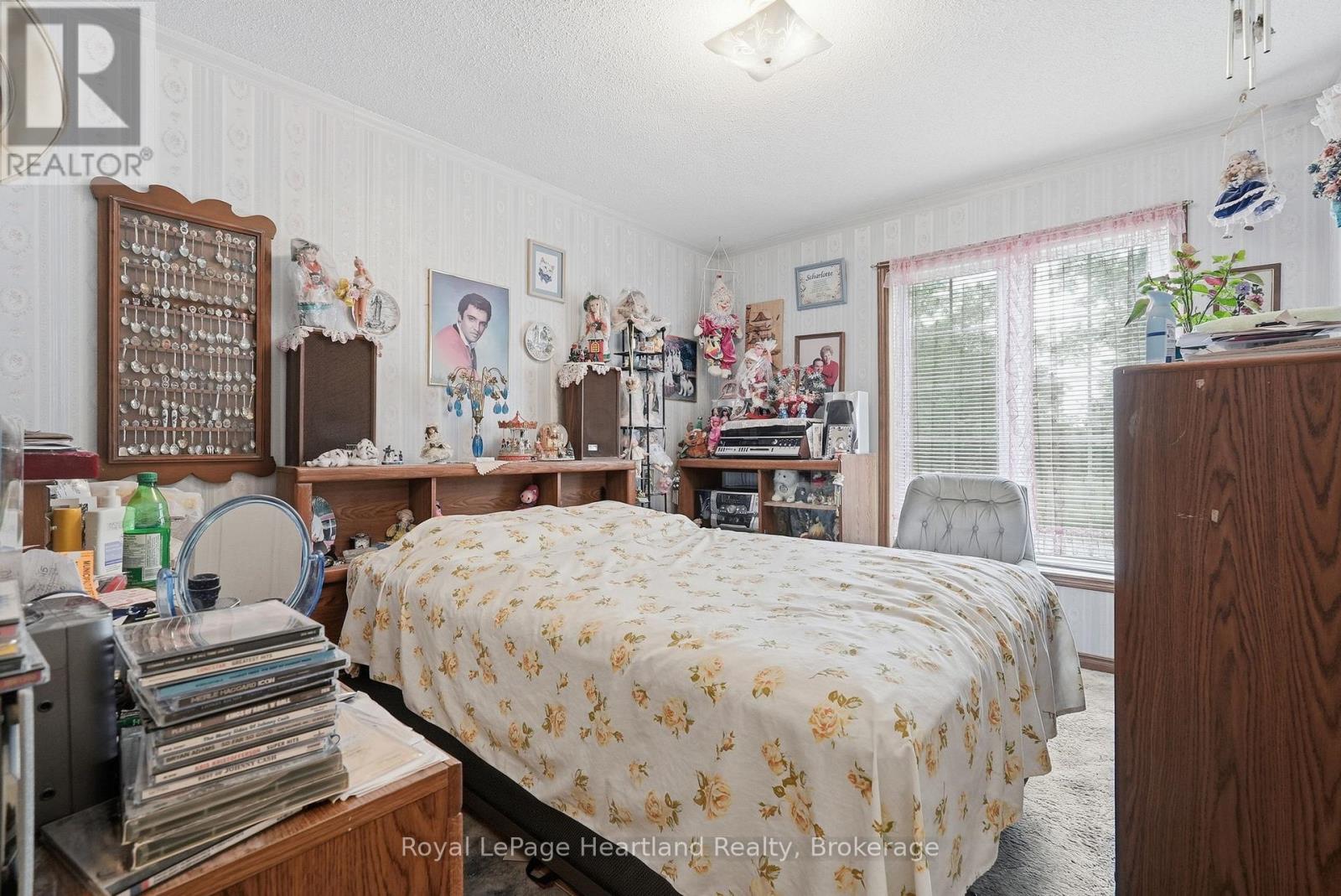 947 CAROLINE STREET - 18