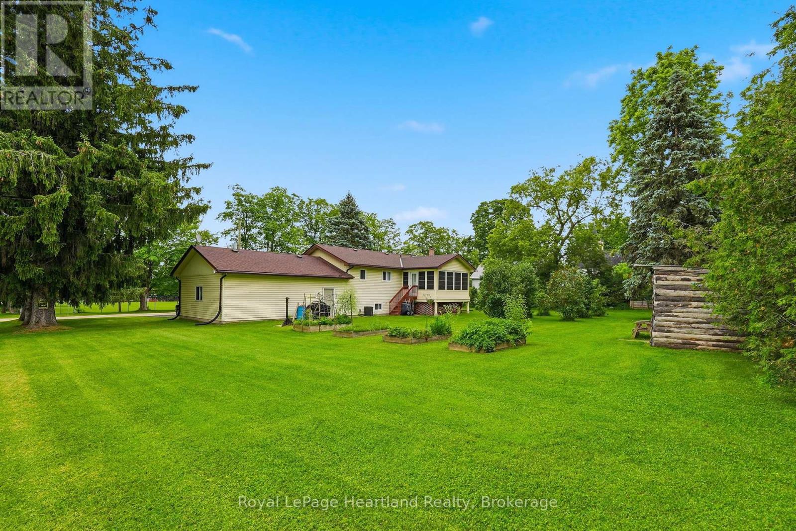 947 CAROLINE STREET - 30