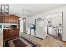 947 Caroline Street, West Grey, ON N0G1C0 Photo 8