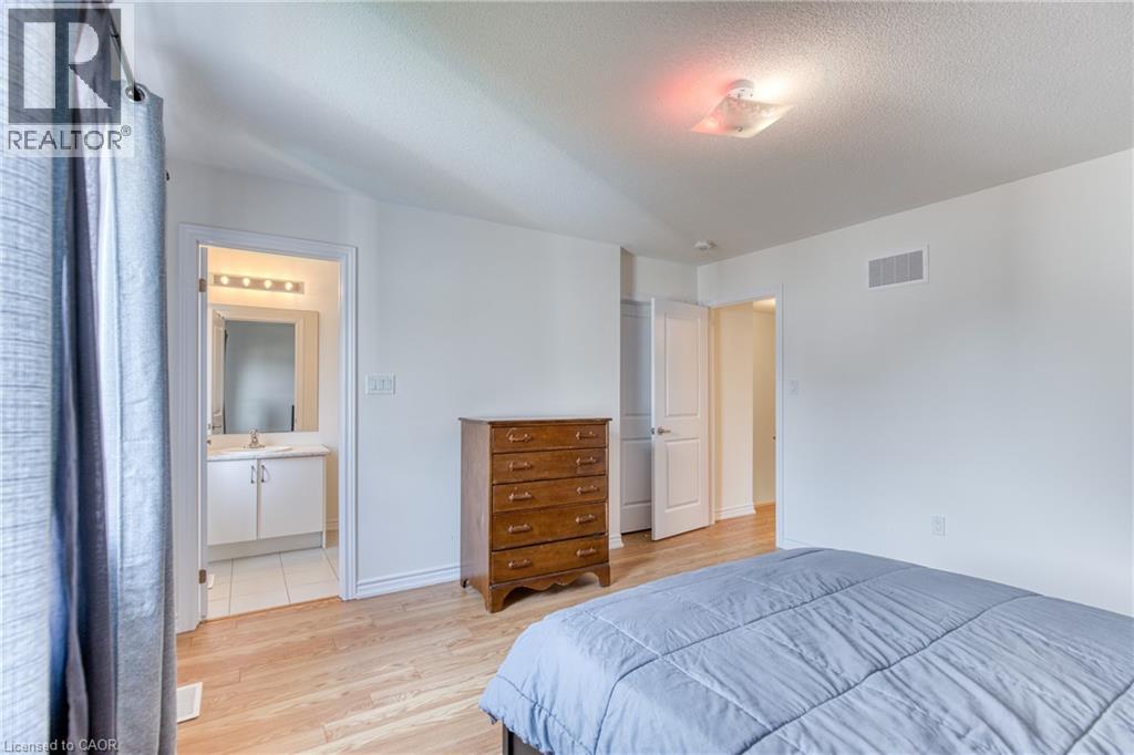 12 HYLTON Drive - Image 23