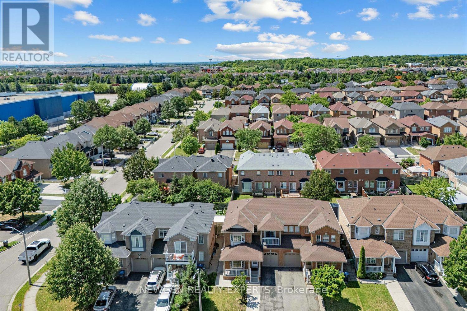 10 CHECKERBERRY CRESCENT - 4