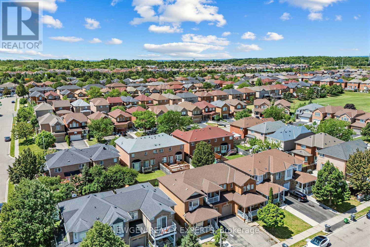 10 CHECKERBERRY CRESCENT - 5
