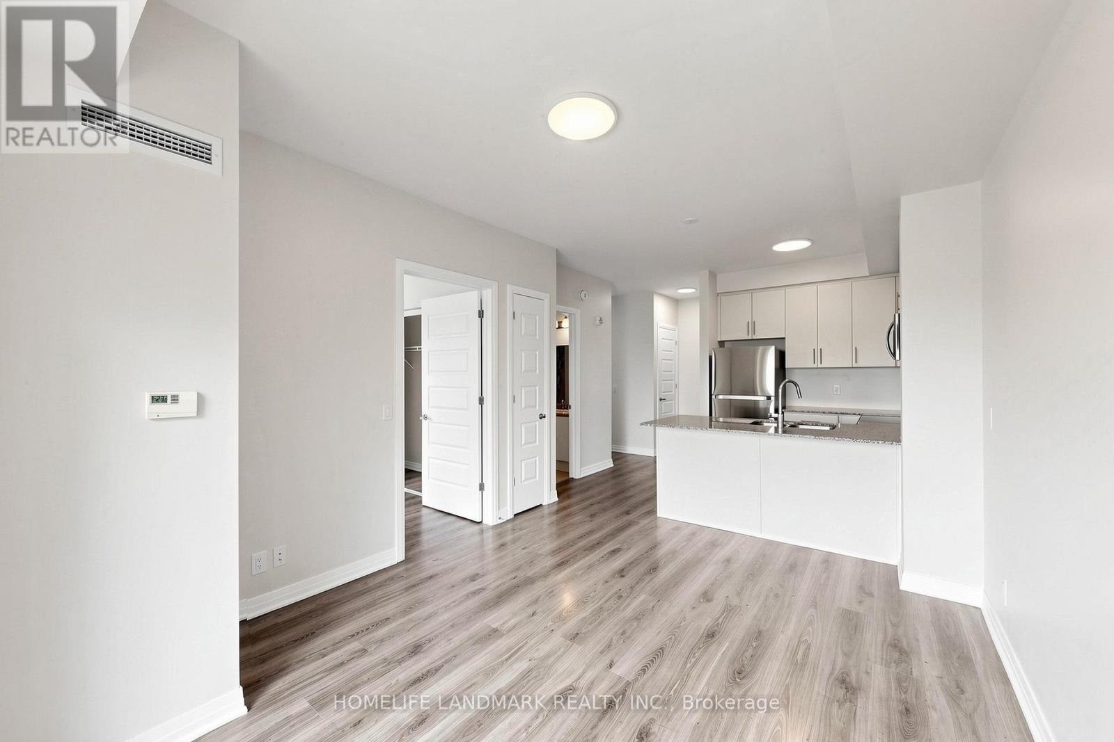 #403 128 GROVEWOOD COMMON - 7