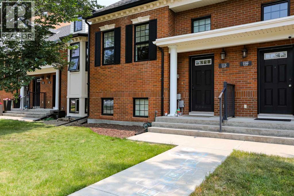 113 Lynx Road N - 3
