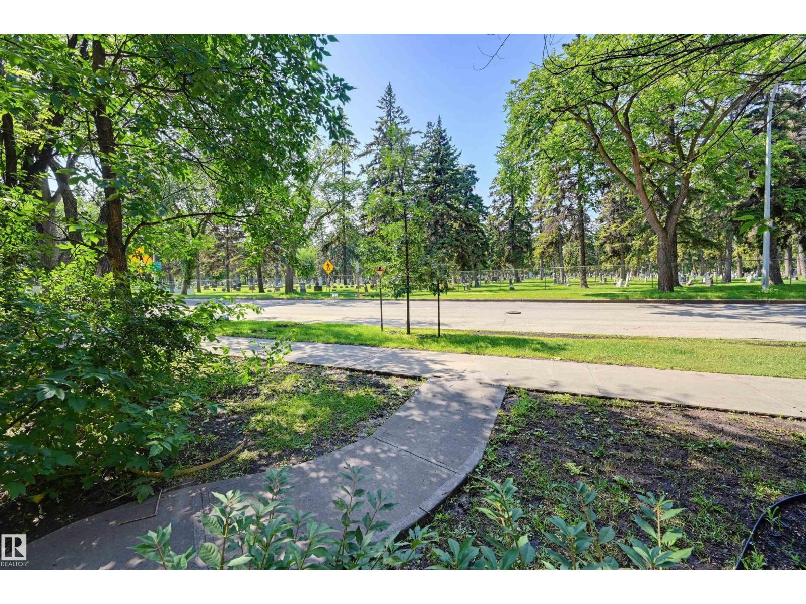 #103 10611 117 ST NW - 20