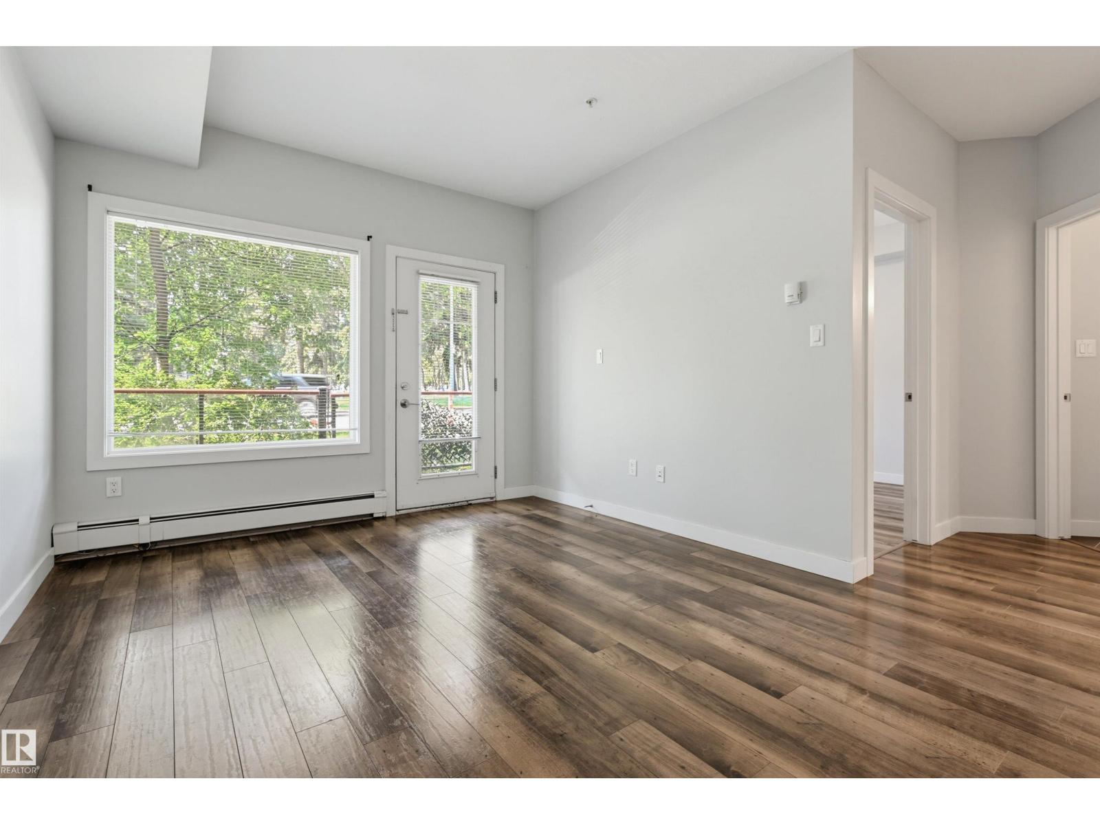 #103 10611 117 ST NW - 4