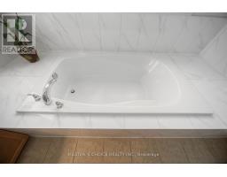 245 Pine Hill Road, Bradford West Gwillimbury, ON L3Z0H1 Photo 31
